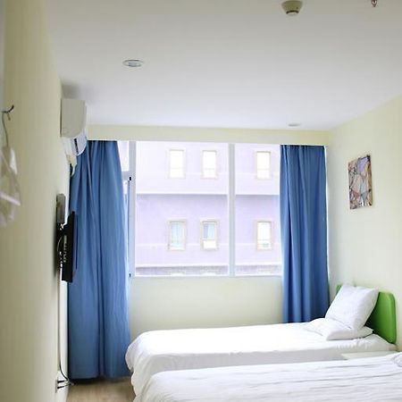 Hi Inn Shenyang Fengtian Street Room photo